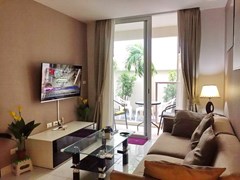 Condominium for sale Pratumnak Hill Pattaya showing the living area and terrace