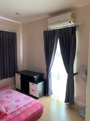 House for sale East Pattaya showing the second bedroom