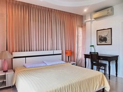 House for Sale East Pattaya showing the master bedroom and office area