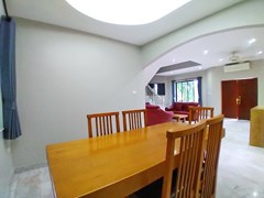 House for rent East Pattaya showing the dining and living areas 