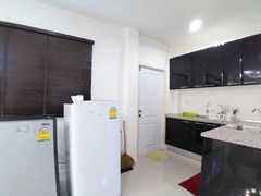 House for rent East Pattaya showing the kitchen 