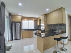 House for rent East Pattaya showing the kitchen 