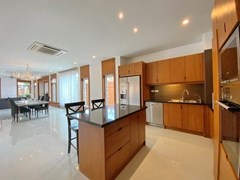 House for rent East Pattaya showing the open plan concept 