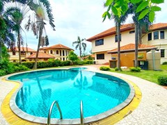 House for rent East Pattaya showing the private pool 