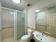 House for rent East Pattaya showing the second bathroom  
