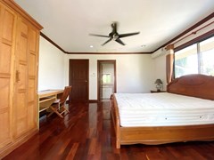 House for rent East Pattaya showing the second bedroom suite 