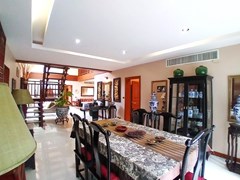 House for rent Jomtien showing the dining area 