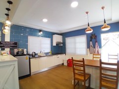 House for rent Jomtien showing the kitchen 