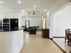 House for rent Mabprachan Pattaya showing the open plan concept 