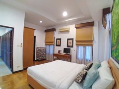 House for rent Mabprachan Pattaya showing the second bedroom suite 