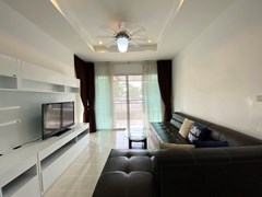 House for rent Pattaya showing the living room 