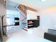 House for rent Pattaya showing the open plan concept 