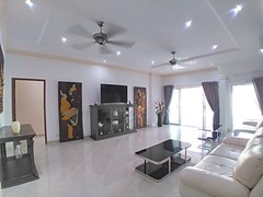 House for rent South Pattaya showing the living room 