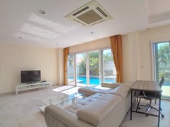 House for rent East Pattaya showing the living and office areas 