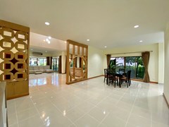 House for rent East Pattaya showing the open plan living areas 