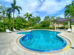 House for sale East Pattaya showing the communal pool 