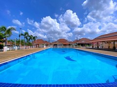 House for sale East Pattaya showing the communal pool  