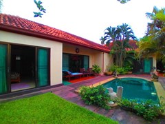House for sale Huay Yai  Pattaya showing the fourth bedroom poolside 
