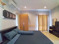 House for sale Huay Yai Pattaya showing the second bedroom 