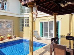 House for Sale Jomtien showing the terraces and pool 