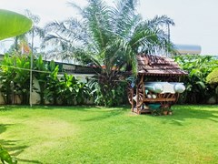 House for sale Jomtien showing the sala and garden