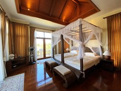 House for sale Na Jomtien showing the second bedroom 