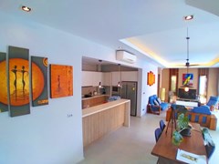 House for sale Pratumnak Pattaya showing the living, dining and kitchen areas 