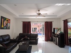 House for sale Pratumnak Hill Pattaya showing the living room