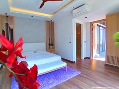 House for sale Pratumnak Pattaya showing the third bedroom 