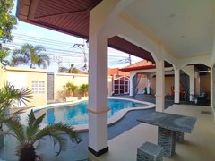 House for sale South Pattaya showing the poolside terrace 