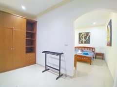 House for sale South Pattaya showing the third bedroom and wardrobes 