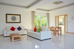 House for sale The Vineyard Pattaya showing the open plan concept