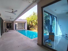 House for sale Mabprachan Pattaya showing the office and covered terrace 