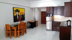 Condominium for rent Jomtien showing the dining and kitchen areas