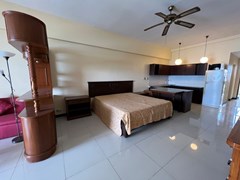 Condo for sale Jomtien Beach showing theCondo for sale Jomtien Beach showing the studio apartment