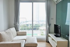 Condominium for rent Jomtien Pattaya showing the living area