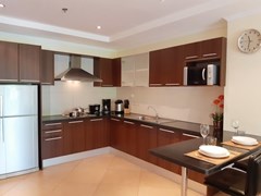 Condominium for rent Jomtien showing the kitchen