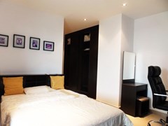 Condominium for rent Jomtien showing the second bedroom suite 