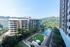 Condominium for rent UNIXX South Pattaya showing the balcony view 