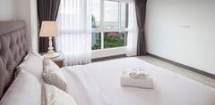 Condominium for Rent Ban Amphur showing the master bedroom with sea view 