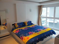 Condominium for rent Pattaya showing the bedroom suite