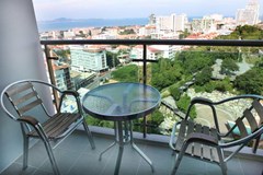 Condominium for rent Pratumnak Pattaya showing the balcony