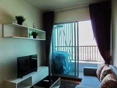 Condominium for Rent Pattaya showing the living area and balcony