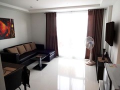 Condominium for rent South Pattaya showing the open plan concept