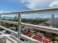Condominium for Sale Jomtien showing the balcony and sea view