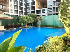Condominium for sale Pratumnak Pattaya showing the communal pool