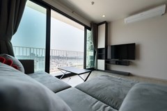 Condominium for Sale Pattaya showing the living room 