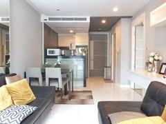 Condominium for rent Central Pattaya showing the open plan concept 