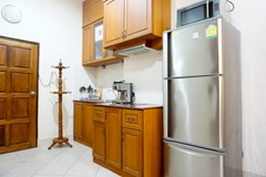 Condominium for sale Pratumnak Pattaya showing the kitchen 