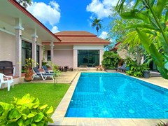 House for rent showing the private pool 